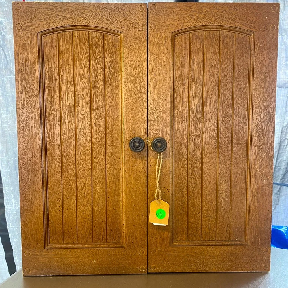 Cute Midcentury Plastic and wood Small Cabinet